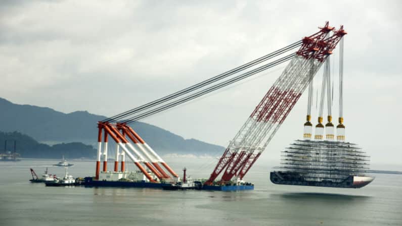 floating crane